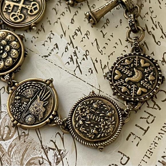 Lucky Brand Antique Bronze Swivel Coin Toggle Bracelet - Picture 7 of 11